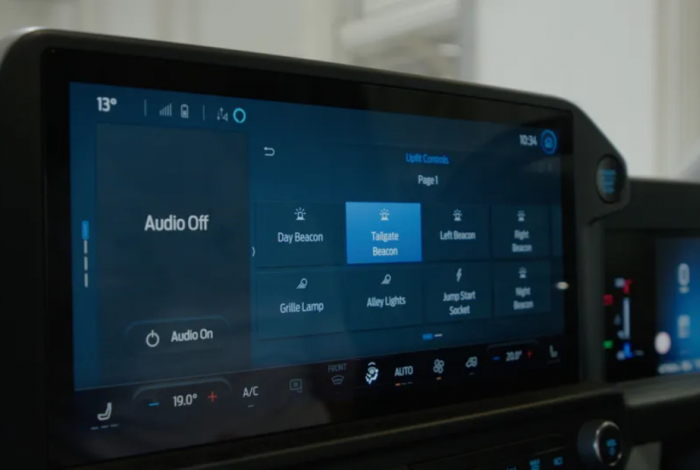 Ford Pro solution seals fleet deal for hundreds of new Transit Customs